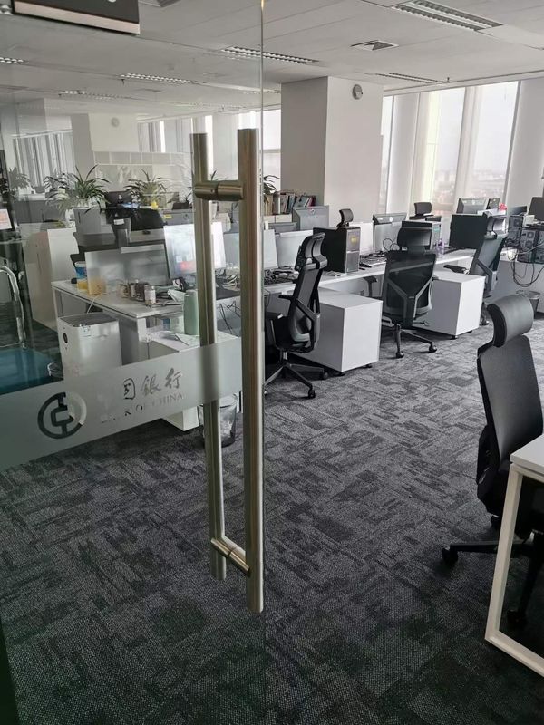 Επιλογή διευθυντή γραφείου ρυθμιζόμενη υψηλή πλάτη Εκτελεστική καρέκλα γραφείου με στήριξη οσφυϊκής στήριξης